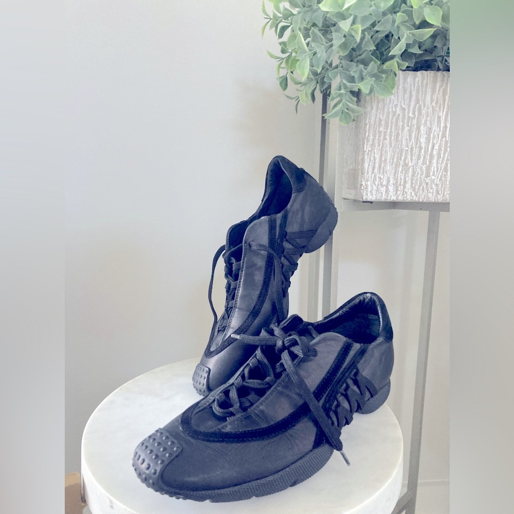 DIOR leather w/ suede accents sneakers.